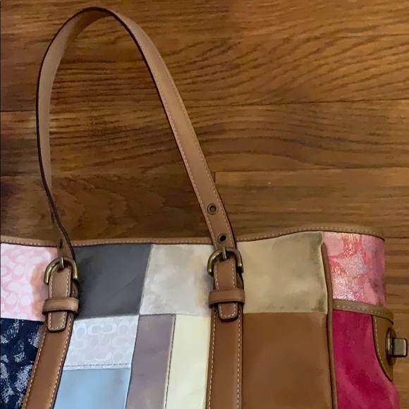 Coach Patchwork Shoulder bag - Picture 4 of 7